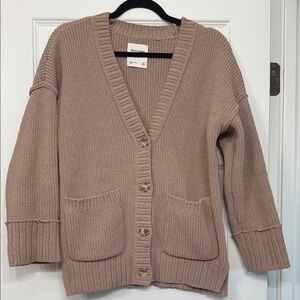 ABERCROMBIE | Beige Cardigan Sweater | SIZE XS